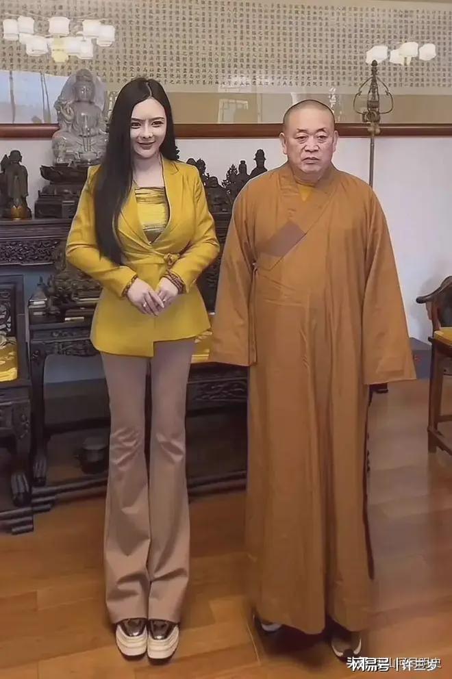 bet365-越扒越劲爆!释永信在少林寺的奢靡生活,你想都不敢想!